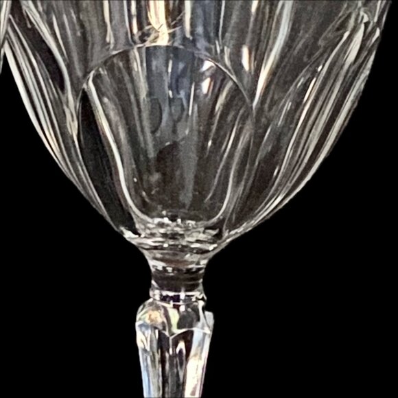 Water Goblet Wine Glass Washington by Cristal D'Arques Durand Set of 2 - Picture 6 of 9